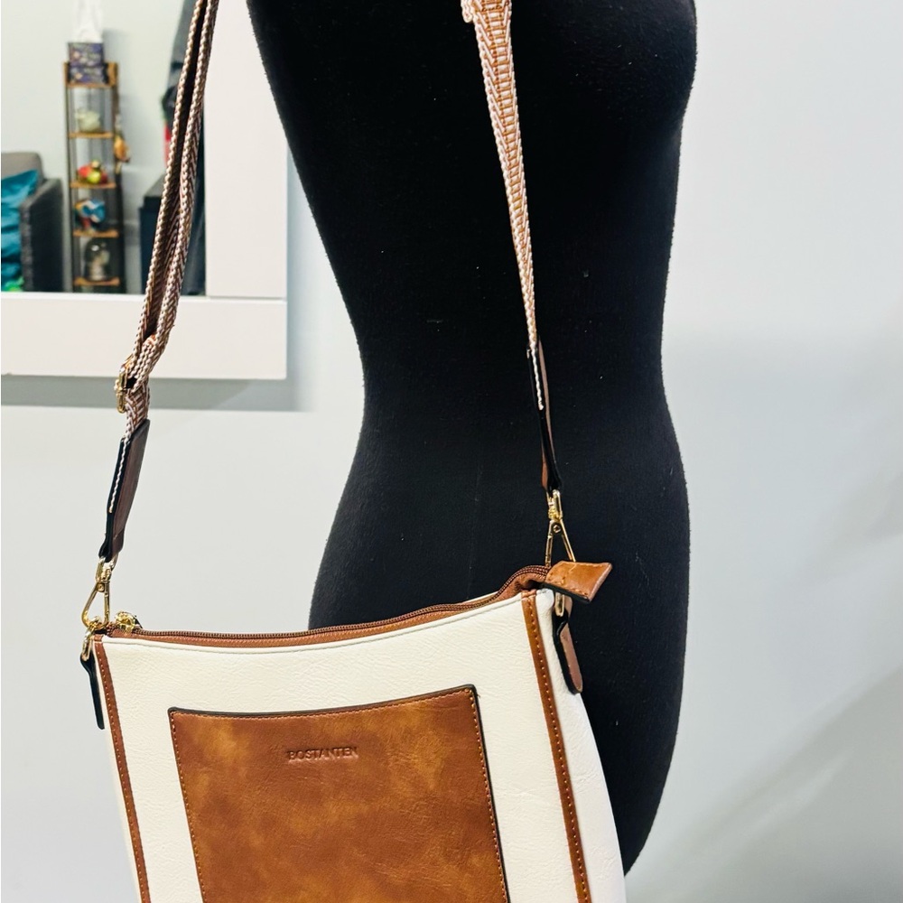 NWOT❤️Bostanten Nola Crossbody Bag - Picture 6 of 7